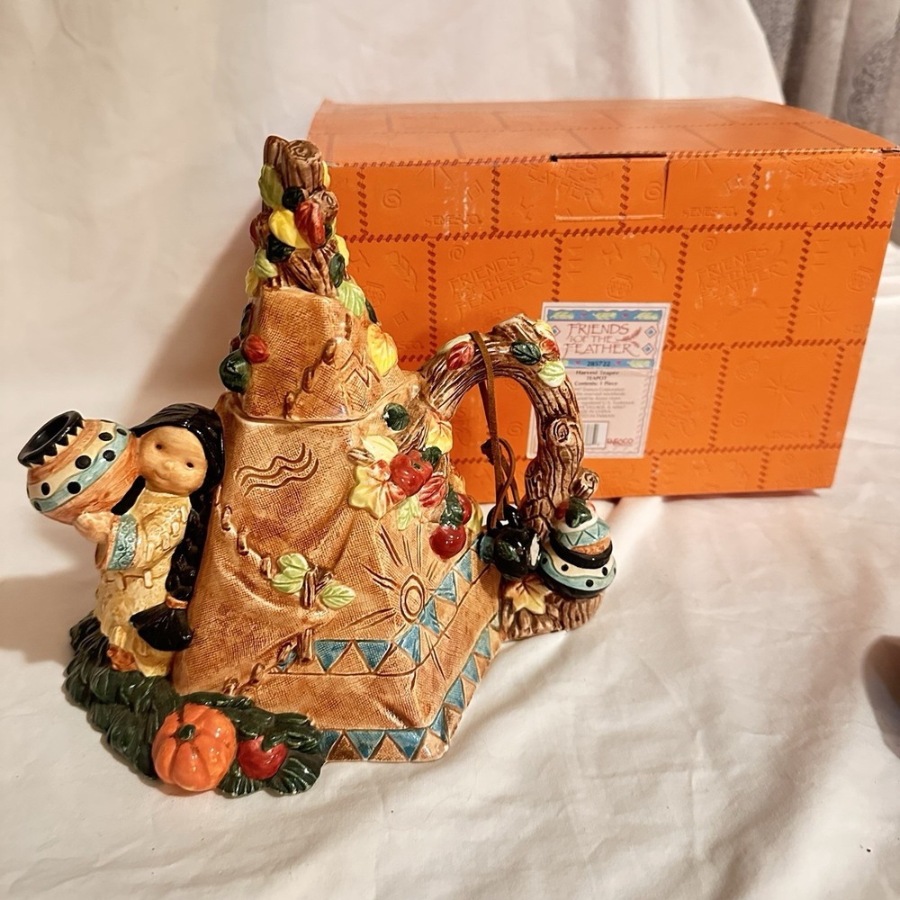 Friends of the Feather "Harvest Tepee" Teapot w/ Box Vintage 1997 Enesco